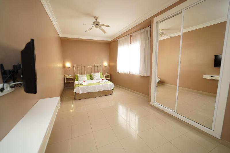 Hotel RF Astoria - Adults Only - image 11