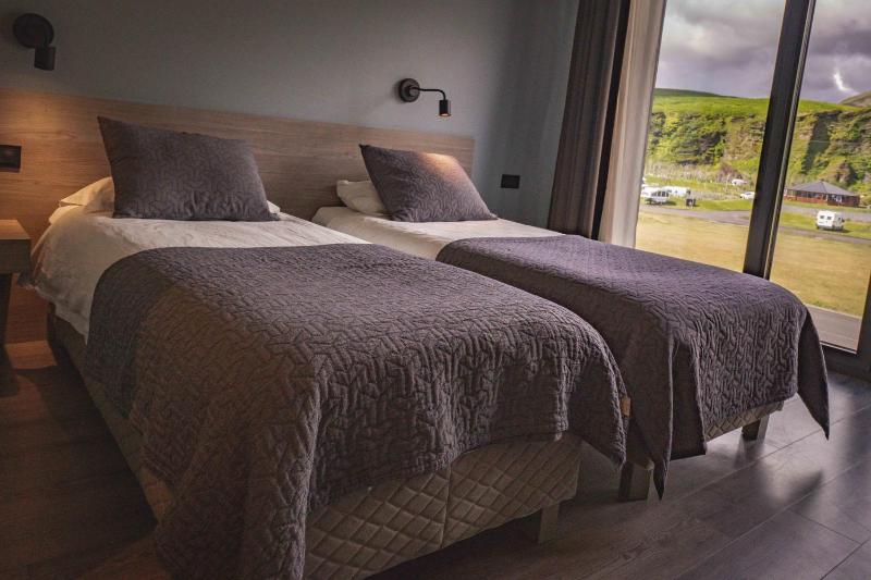 Double or Twin Room with Mountain View image 1