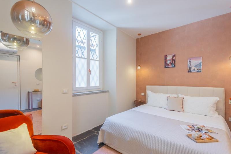 Como Dreams Apartments - Serendipity Suite - image 7