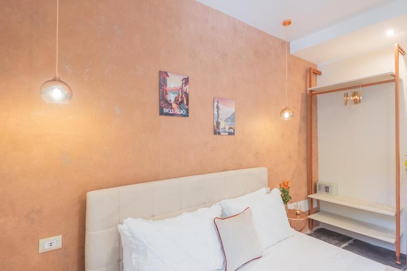 Como Dreams Apartments - Serendipity Suite - image 23