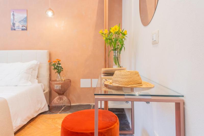 Como Dreams Apartments - Serendipity Suite - image 29