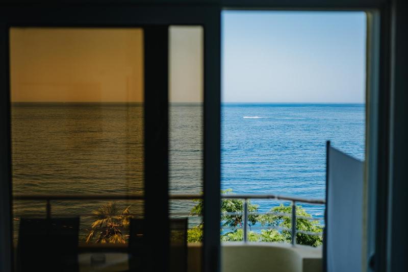 MonteCasa Seaview Rooms - image 9