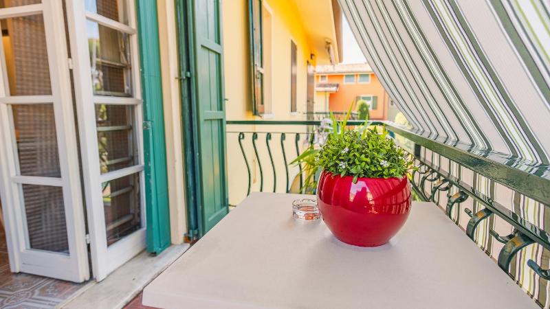 Sirmione Studio Apartment - Italian Homing - image 11