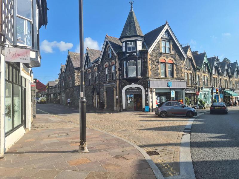 Heart of Windermere - image 8