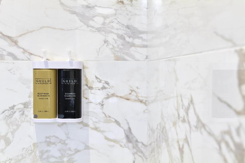 Classic Double Room image 3