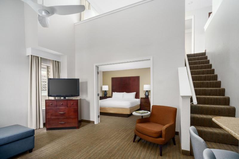 Two-Bedroom Suite image 3
