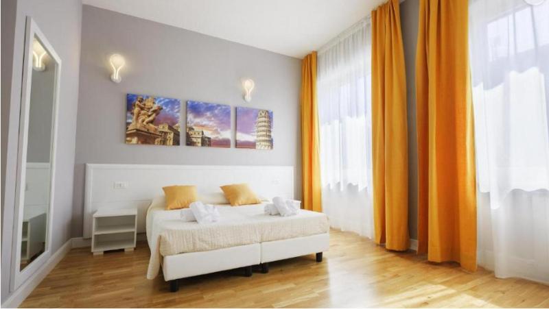 Deluxe Room image 2
