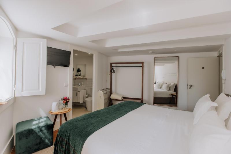 Double or Twin Room image 1