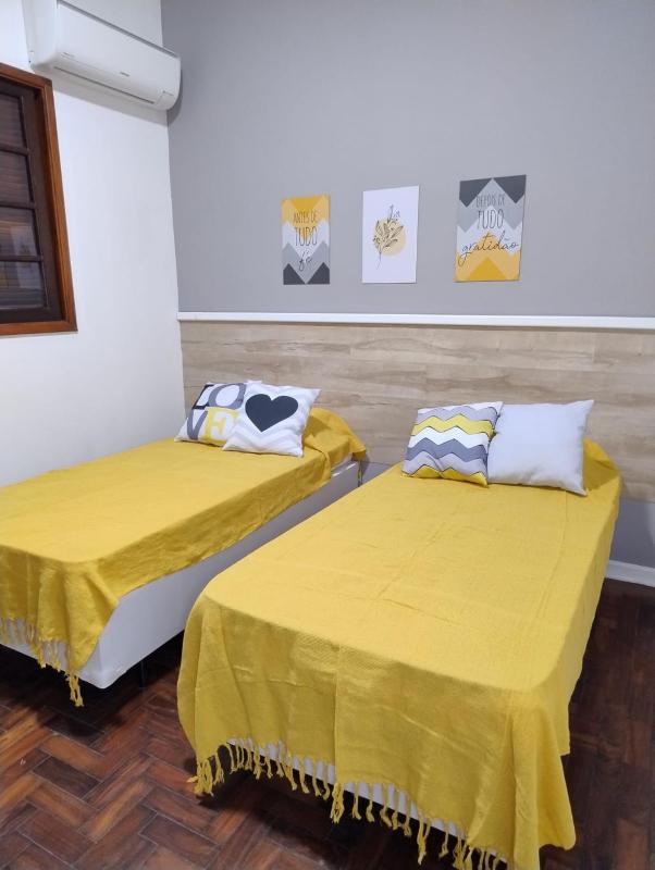 Casa espaçosa pertinho da praia - image 17
