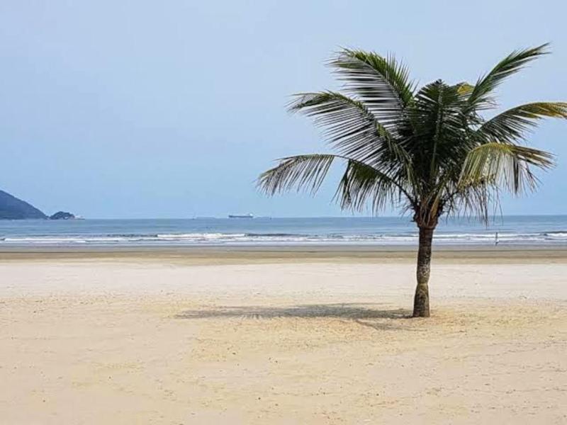Casa espaçosa pertinho da praia - image 6