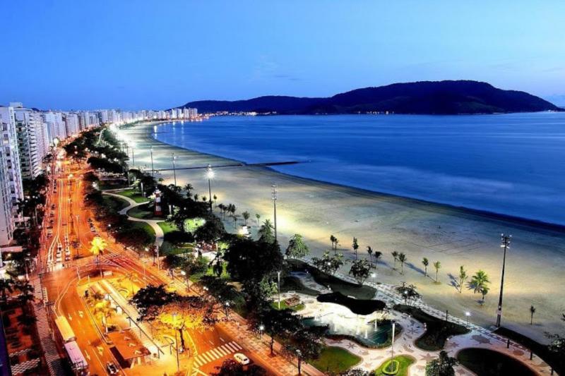 Casa espaçosa pertinho da praia - image 25