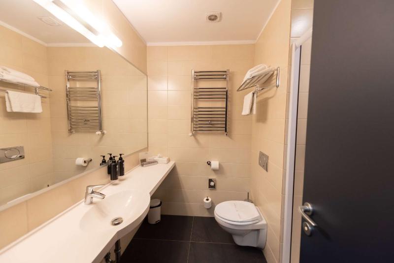 Deluxe Executive Suite image 1