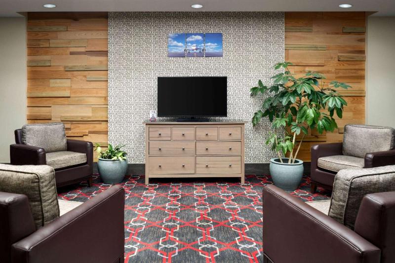 Wyndham Garden Pittsburgh Airport - image 26