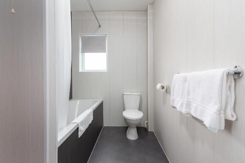 Standard King Room image 1
