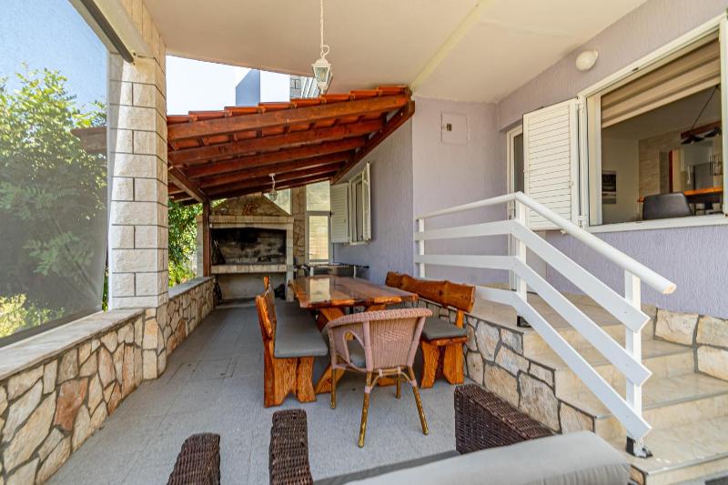 Five-Bedroom Holiday Home image 4