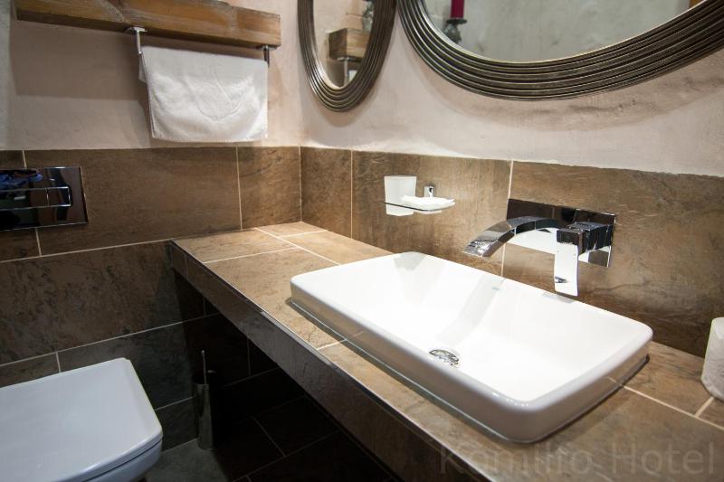 Suite image 2