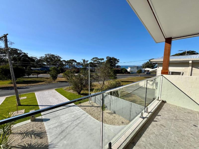 Jo Sea by Book Jervis Bay - Luxury in Vincentia with Ocean Views - image 13