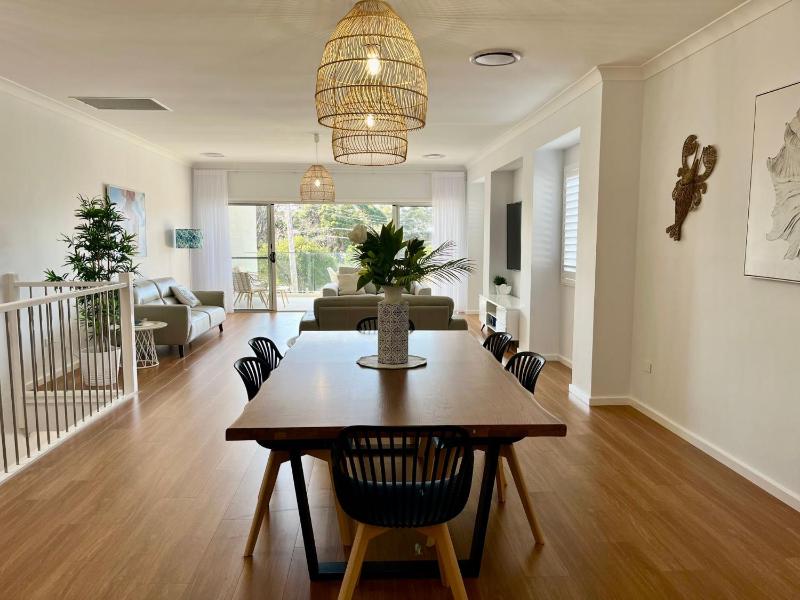 Jo Sea by Book Jervis Bay - Luxury in Vincentia with Ocean Views - image 7