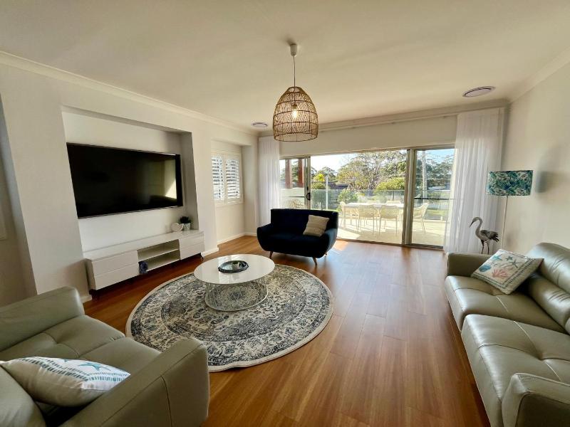 Sun Sea by Book Jervis Bay - Luxury in Vincentia with Ocean Views - image 20