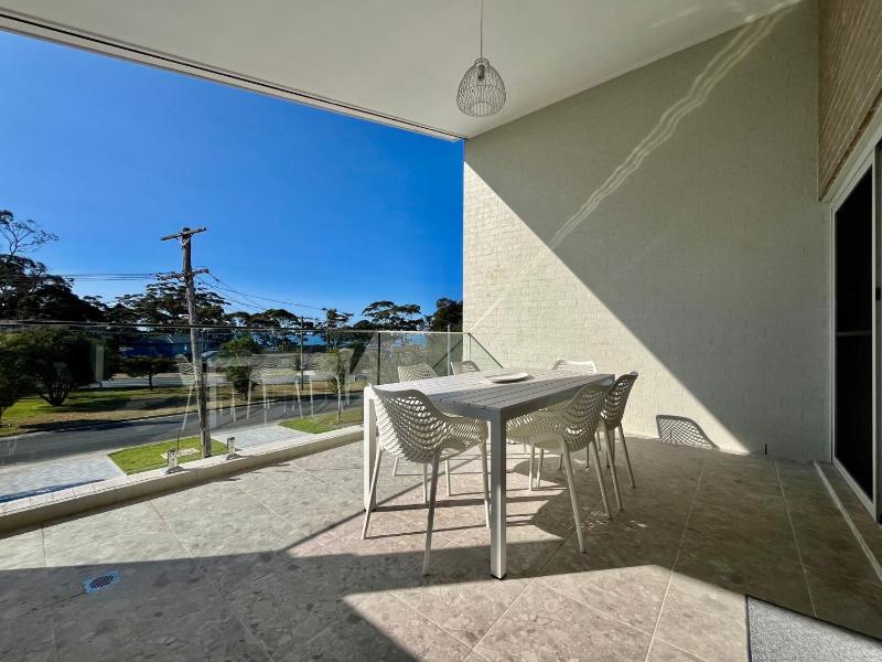 Sun Sea by Book Jervis Bay - Luxury in Vincentia with Ocean Views - image 3