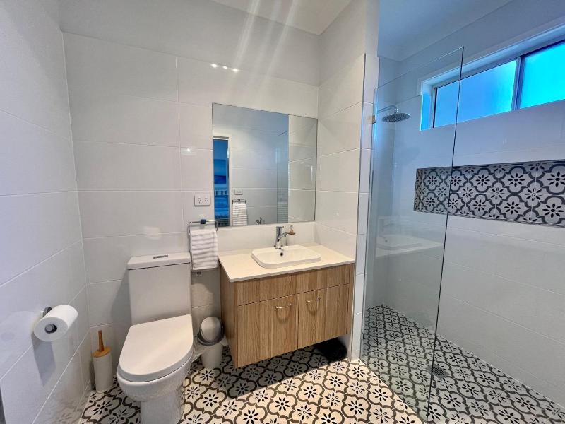 Sun Sea by Book Jervis Bay - Luxury in Vincentia with Ocean Views - image 18
