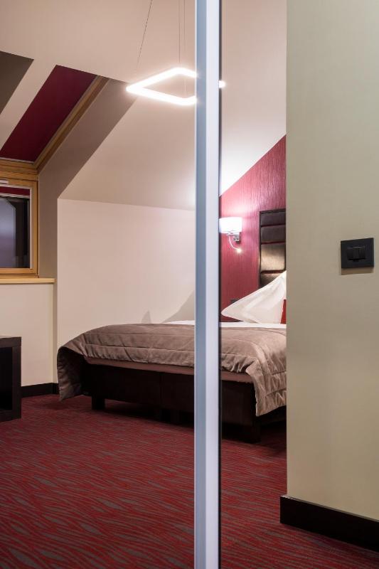 The Fifth Floor by Old Town Hotel - image 18
