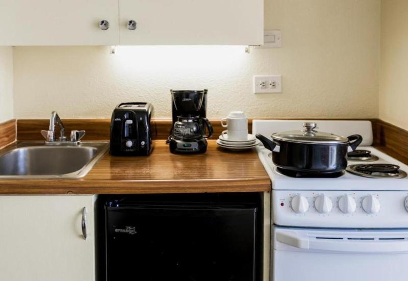 City View Deluxe One King with Kitchen image 2