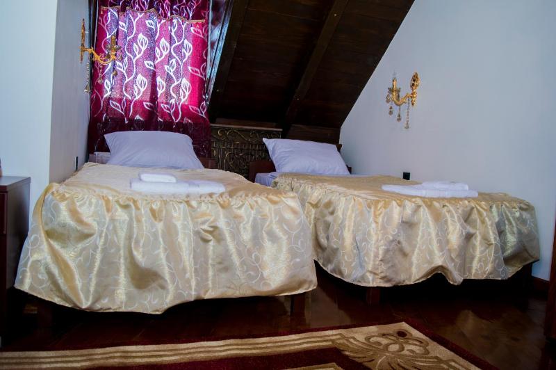 Classic Triple Room image 1