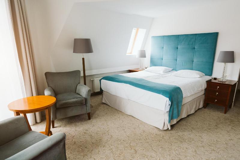 Deluxe Double Room image 1