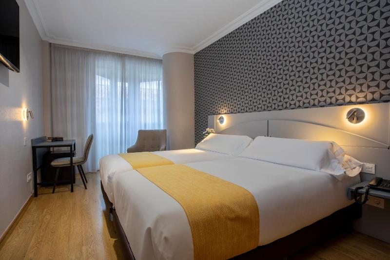 Double Room Comfort Exterior image 1