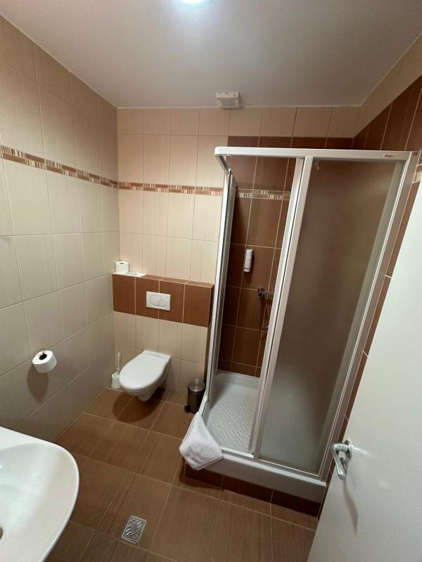 Superior Twin Room image 4