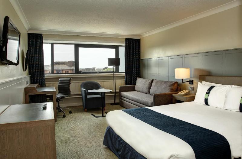 Executive Double Room image 3