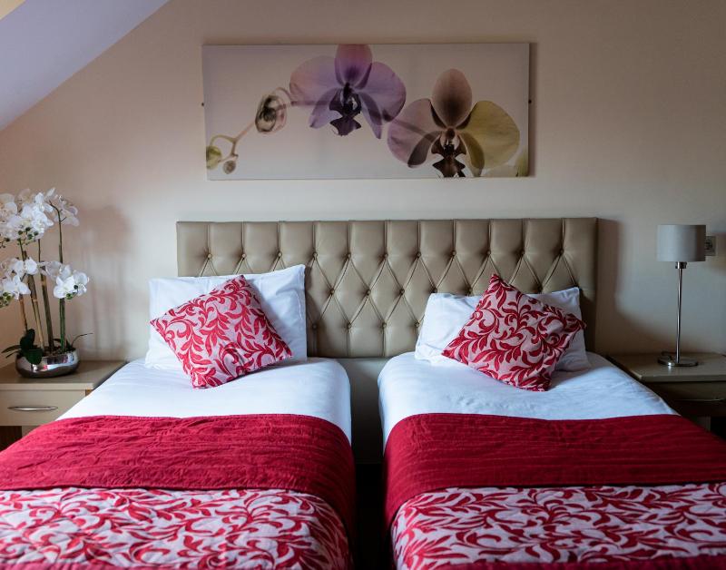 Double Room image 4