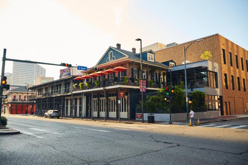 Copper Vine Wine Pub & Inn - image 2