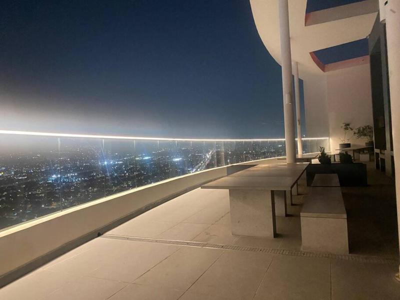 Increíble departamento piso 34 en Distrito de Lujo - image 7