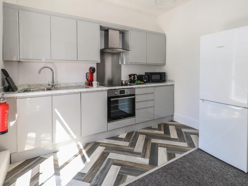 Flat 3 - Muderford - image 12
