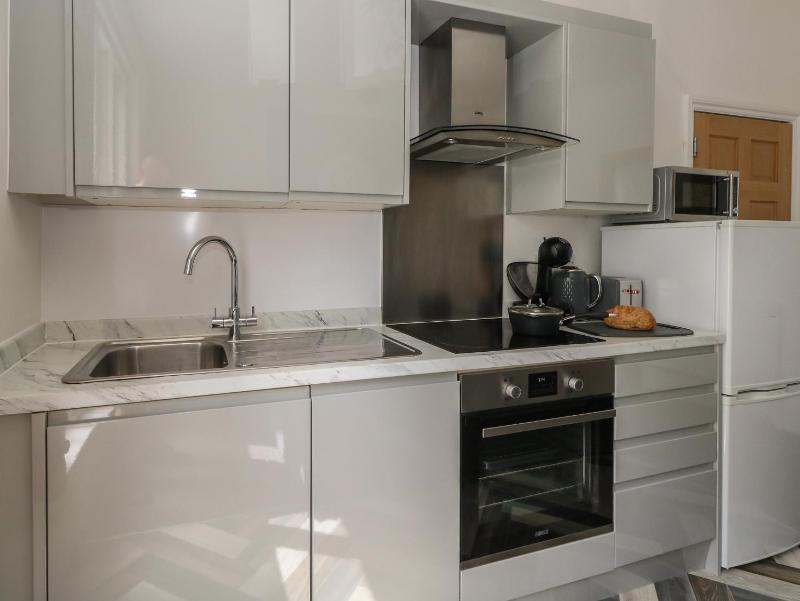 Flat 2 - Studland - image 5