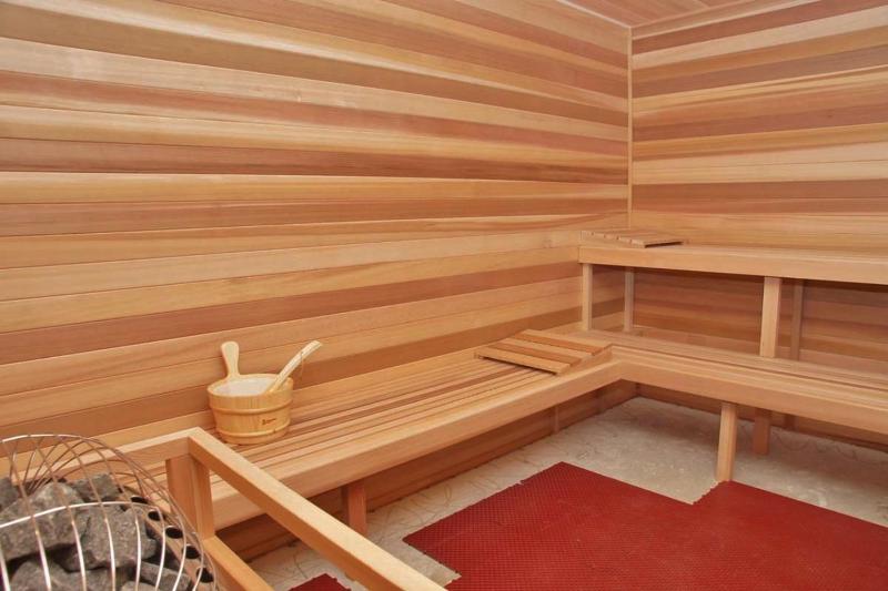 Outdoor Pool and Hot Tub Air Conditioned 135 Steps From Ski Access - image 19