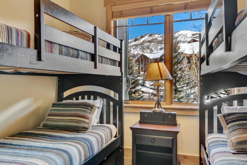 Outdoor Pools and Hot Tubs Air Conditioning Washer & Dryer In Unit Ski Mountain Views - image 25