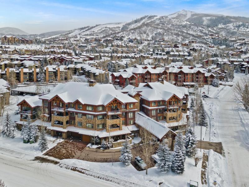 Outdoor Pools and Hot Tubs Air Conditioning Washer & Dryer In Unit Ski Mountain Views - image 4