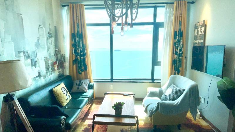 Royal Beachfront Nha Trang Apartment - image 1