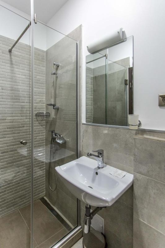 Hotel Bliss - image 5