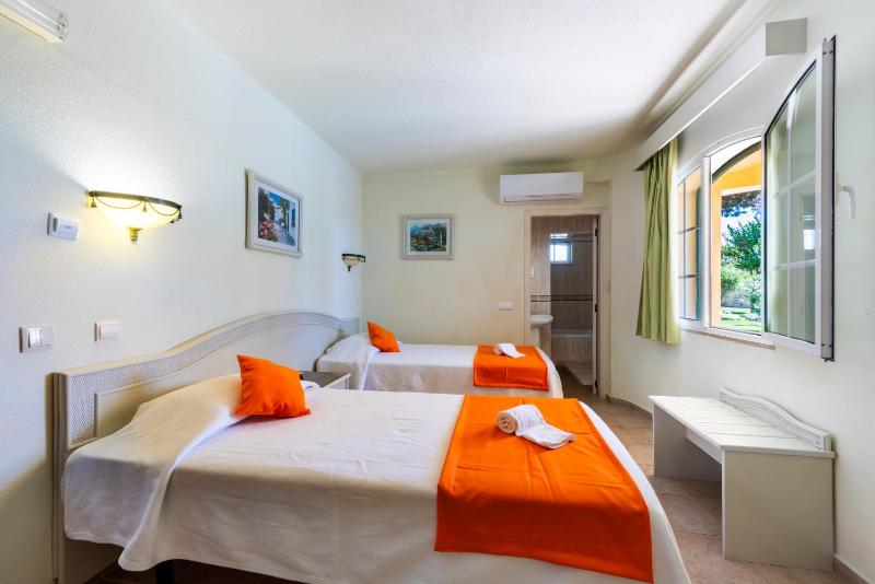 Special Offer - Double or Twin Room image 3