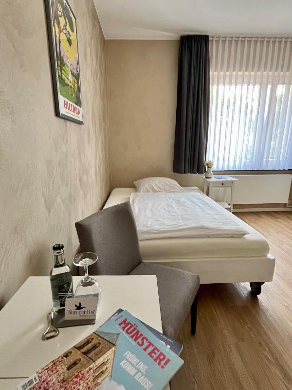 Single Room image 3