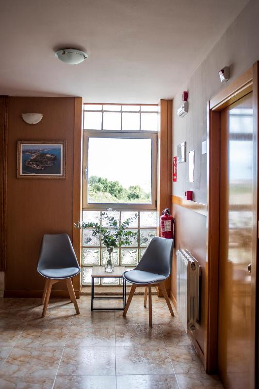 Double or Twin Room image 2