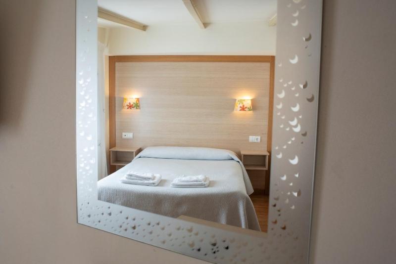 Budget Double Room image 2