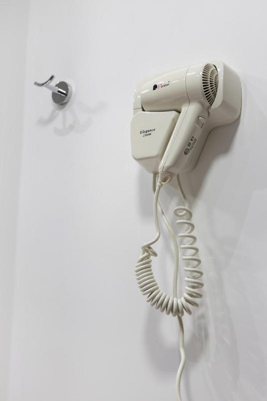 HM Hotel - image 7