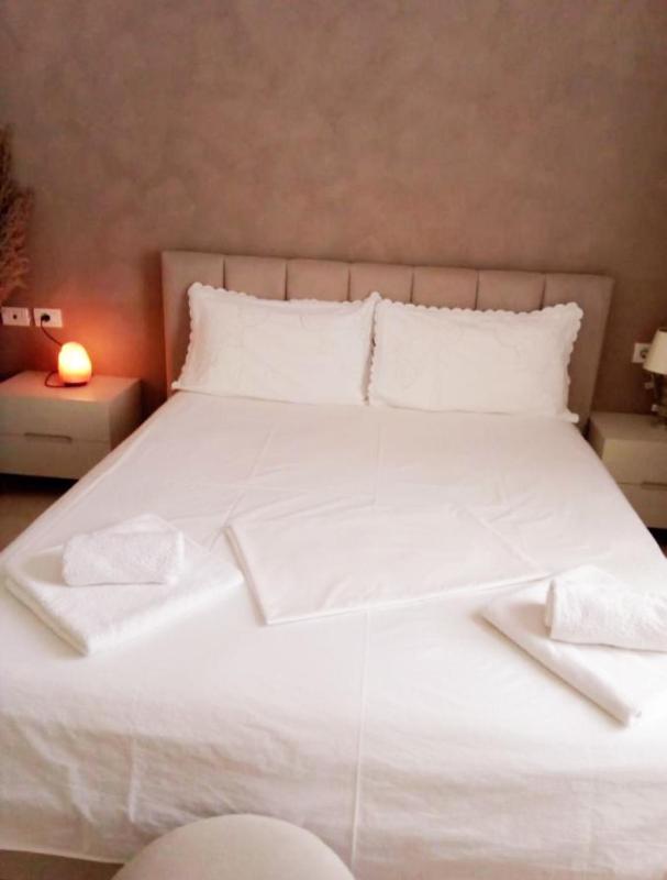 Stela Apartment - image 6