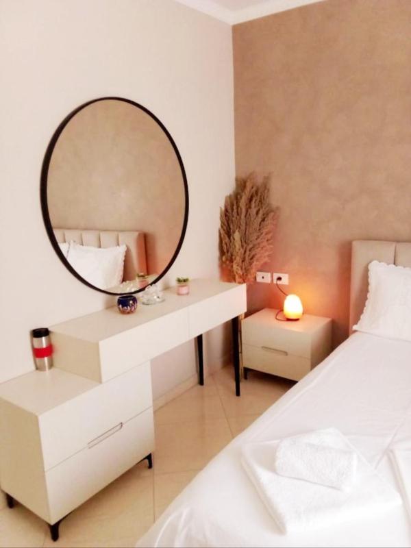 Stela Apartment - image 5