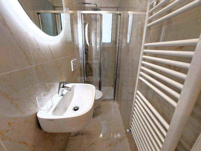 Two-Bedroom Apartment with Balcony and Terrace image 3